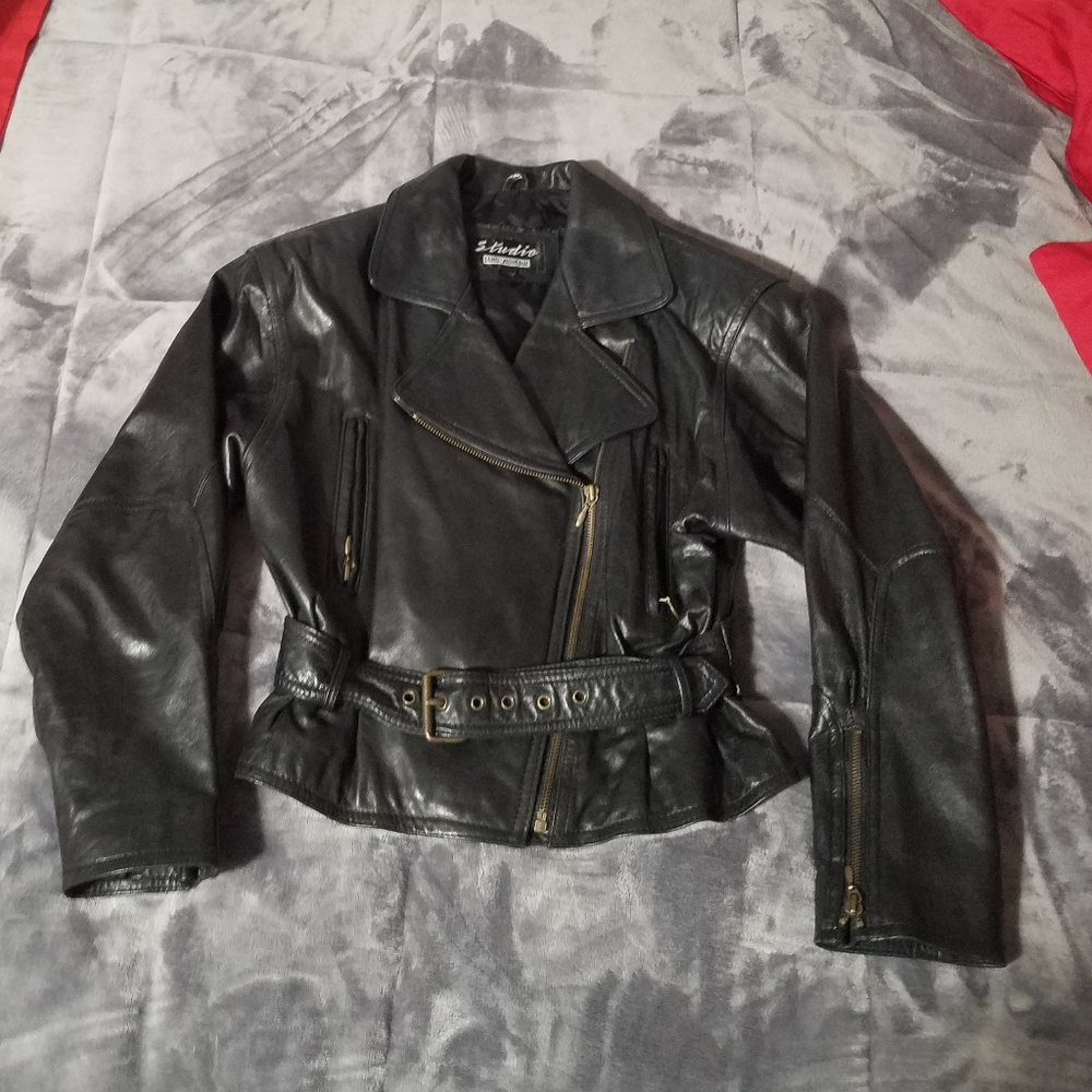 Vintage Estudio Luis Alvear Black Leather …